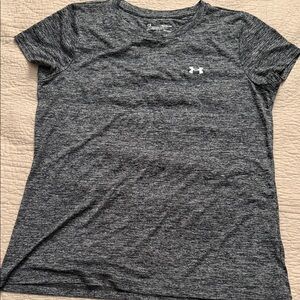 Under Armour Women's Charcoal Heather Short Sleeve Performance Tee